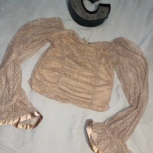 Crop fitted blouse, perfect for cocktail hour, graduations or weddings.